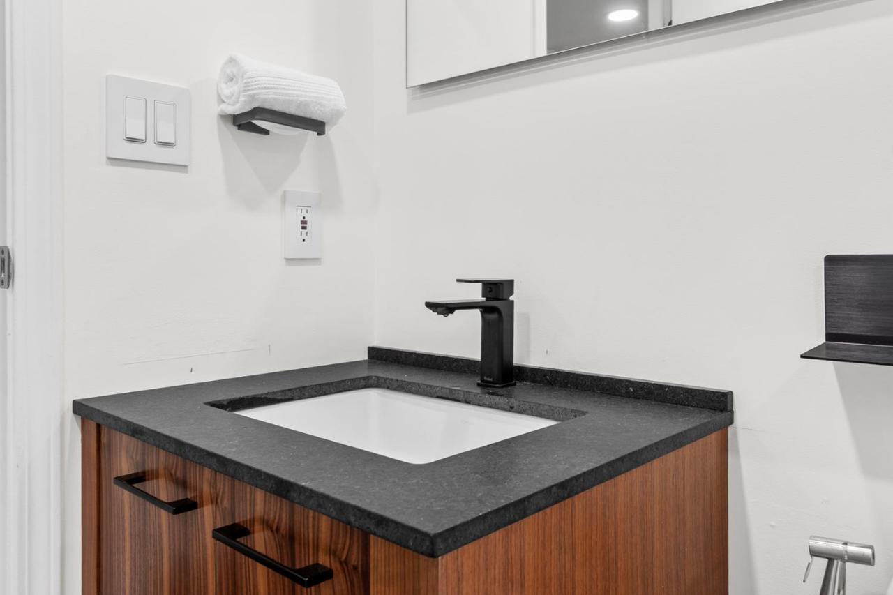 דירות וונקובר Downtown Luxury 1Br Coal Harbour מראה חיצוני תמונה
